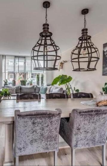 Mooie handgemaakte lampen beschikbaar voor biedingen