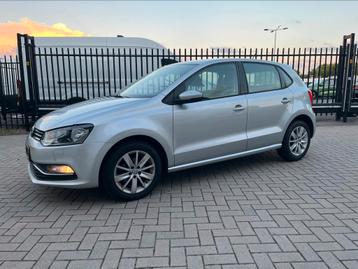 Volkswagen polo 1.0 55KW 75PK Highline | Vol Opties beschikbaar voor biedingen