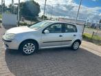 Volkswagen Golf 1.6 16V FSI 85KW 5D AUT 2004 Grijs, Stof, 4 cilinders, 1200 kg, 115 pk