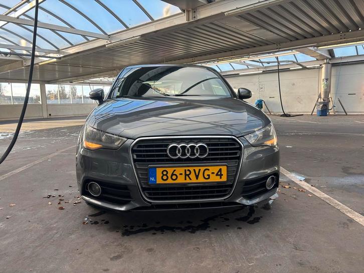 Audi A1 Ambition Pro Line Business S-line (automaat), Auto-onderdelen, Interieur en Bekleding, Audi, Gebruikt, Ophalen