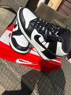 Nike dunk “high retro”, Ophalen of Verzenden, Zo goed als nieuw, Schoenen
