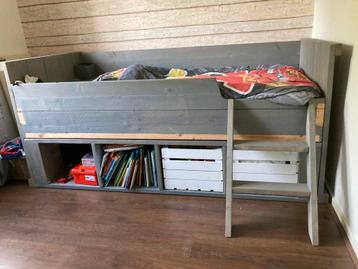 Kajuitbed beschikbaar voor biedingen