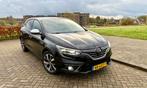 Renault Mégane IV Bose • 2017 • 133PK • APK 2026, Auto's, Voorwielaandrijving, Zwart, 4 cilinders, Origineel Nederlands