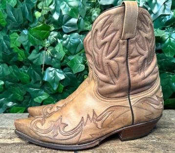 mooie boots van Sendra maat 45 beschikbaar voor biedingen