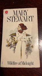 Wildfire at midnight- Mary Stewart, Boeken, Ophalen of Verzenden, Zo goed als nieuw