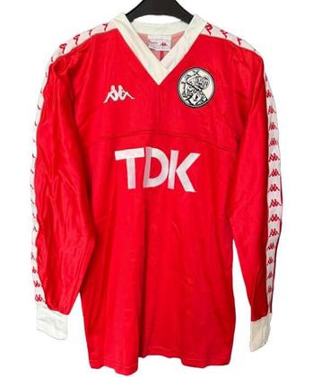 Zeldzaam Ajax shirt uit 1986-1987 beschikbaar voor biedingen