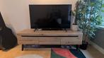 Modern TV Unit with Storage – Oak Look, Ophalen, Zo goed als nieuw