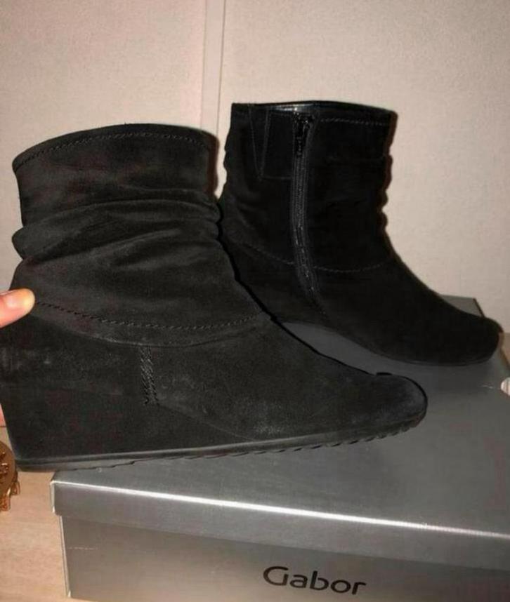 v GABOR prachtige zwarte suede sleehak laarsjes mt 40,5, Kleding | Dames, Schoenen, Zo goed als nieuw, Lage of Enkellaarzen, Zwart