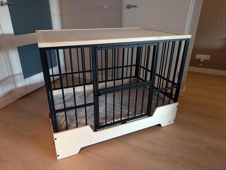 Honden Bench Quirine. Designed by Lotte., Dieren en Toebehoren, Hondenmanden, Zo goed als nieuw, Overige, Ophalen