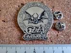 Ozzy Osbourne vrij mooie shaped metal pin speld badge no3, Nieuw, Overige typen, Verzenden