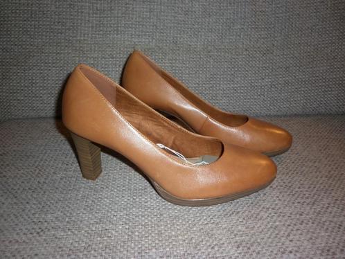pumps merk : Tamaris maat  39 , Kleding | Dames, Schoenen, Nieuw, Pumps, Bruin, Ophalen of Verzenden