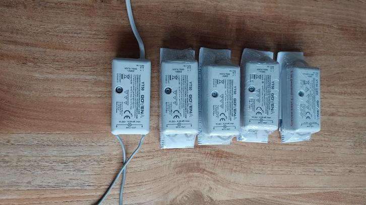 Elektronische Transformator, Doe-het-zelf en Verbouw, Elektra en Kabels, Nieuw, Overige typen, Ophalen