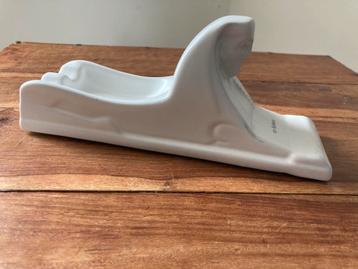 Sphinx asbak van Sphinx sanitair wit mat geglazuurd beschikbaar voor biedingen