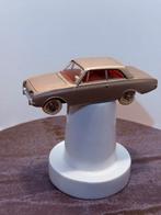 Dinky Toys Ford Taunus - Made in France, Hobby en Vrije tijd, Modelauto's | 1:43, Verzenden, Gebruikt, Auto, Overige merken