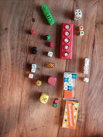 Dobbelstenen Verzameling beschikbaar voor biedingen