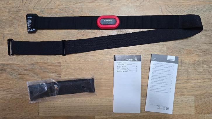 Garmin HRM-Run Hartslagmeter (Borstband, rood), Sport en Fitness, Hartslagmeters, Gebruikt, Garmin, Met borstriem, Waterdicht