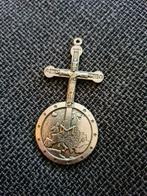 Crucifix hanger, Antiek en Kunst, Ophalen