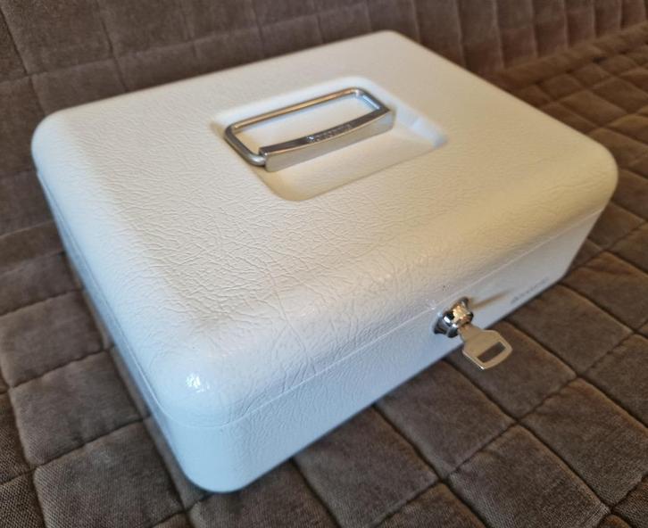 Brabantia geldkist met geldlade - metaal, Verzamelen, Spaarpotten, Zo goed als nieuw, Overige thema's, Metaal of Blik, Ophalen of Verzenden