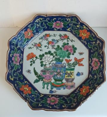 Antiek chinees japans porselein bord floraal decor Meiji beschikbaar voor biedingen