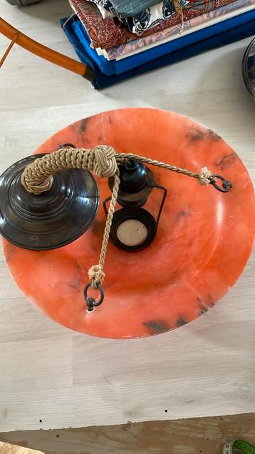 Vintage lamp beschikbaar voor biedingen
