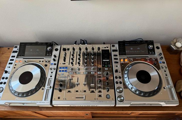 Complete Pioneer CDJ-2000 Nexus Limited Edition set, Muziek en Instrumenten, Dj-sets en Draaitafels, Pioneer, Ophalen