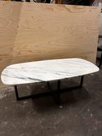 Deens ovale marmeren salontafel, Huis en Inrichting, Ophalen, Overige materialen, Gebruikt, 100 tot 150 cm