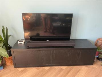 Zwart gelakt eiken tv meubel beschikbaar voor biedingen