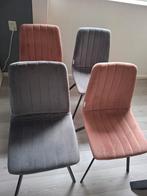 Eetkamer stoelen incl stoelhoezen andere kleur, Huis en Inrichting, Ophalen, Zo goed als nieuw, Grijs, Vier