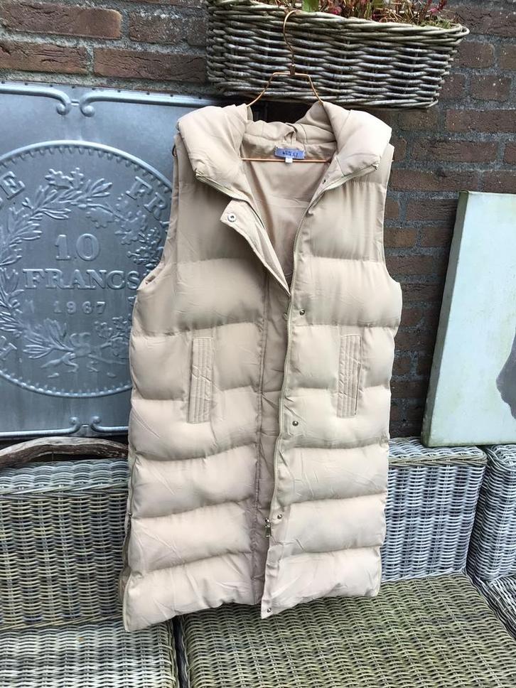 Jas zonder mouwen, bodywarmer lang, zandkleur mt 40/42, Kleding | Dames, Jassen | Winter, Zo goed als nieuw, Maat 38/40 (M), Beige