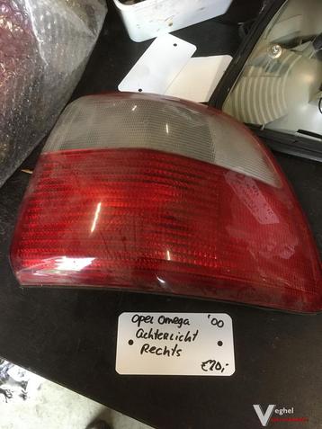 Opel omega achterlicht rechts bwjr 2000 beschikbaar voor biedingen