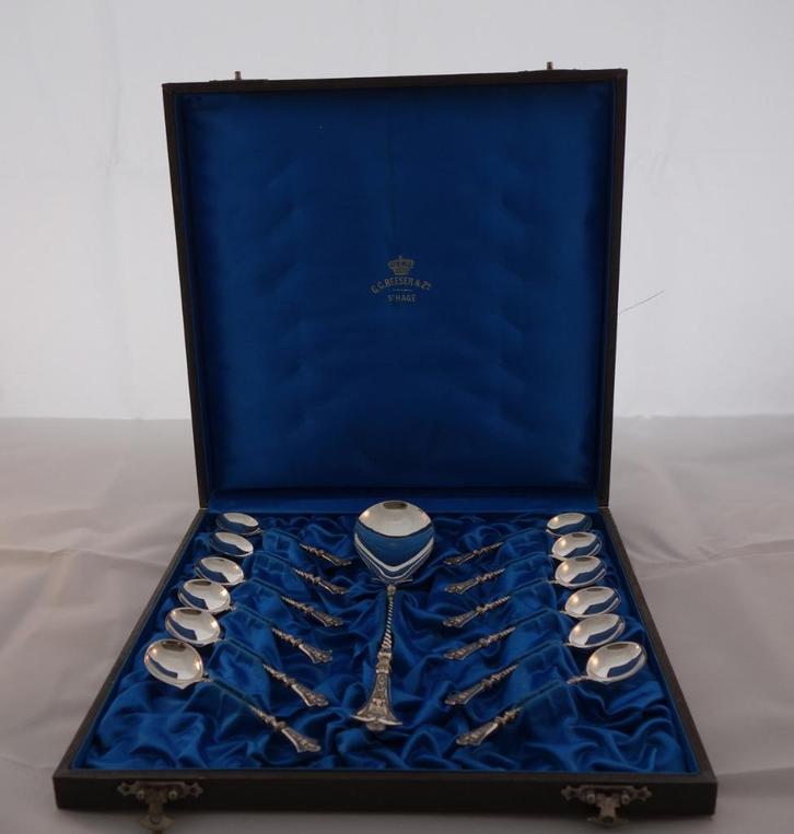 13-Delige Dessert Garnituur in Etui, Antiek en Kunst, Antiek | Goud en Zilver, Ophalen of Verzenden