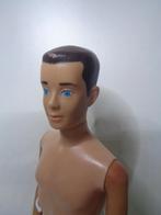 Oude Ken met donker haar.....Barbie ( Fotonr P112), Ophalen of Verzenden, Zo goed als nieuw, Pop