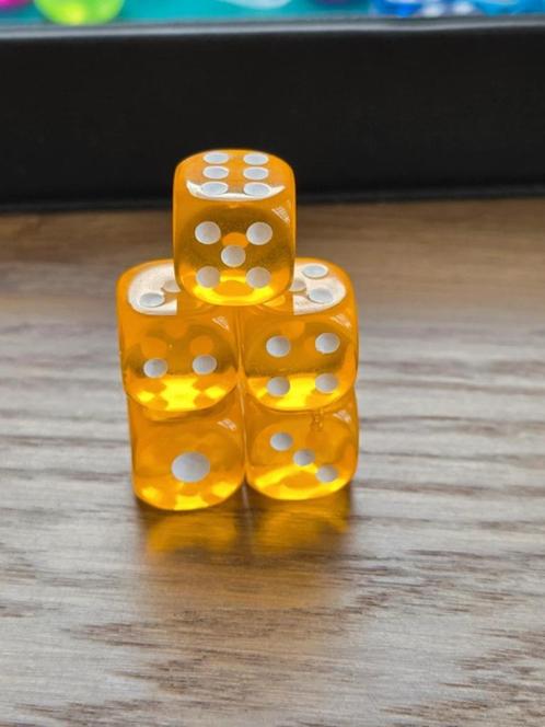 Dobbelstenen, Hobby en Vrije tijd, Gezelschapsspellen | Bordspellen, Nieuw, Ophalen of Verzenden