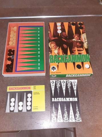 Vintage backgammon nieuwstaat beschikbaar voor biedingen