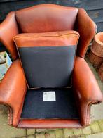 Teaks oude leren stoel, Gebruikt, Retro,mancave,klassiek,industrieel, Ophalen of Verzenden, 50 tot 75 cm