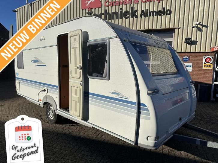 ADRIA ADORA 512 UP RONDZIT-FRANSBED-TENT!, Caravans en Kamperen, Caravans, Bedrijf, tot en met 4, 1000 - 1250 kg, Rondzit, Adria