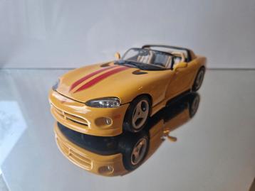 Bburago Dodge Viper 1:18 - Gele Modelauto beschikbaar voor biedingen