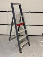 Altrex trap zo goed als nieuw, Doe-het-zelf en Verbouw, Ladders en Trappen, Ophalen of Verzenden, Zo goed als nieuw, Minder dan 2 meter