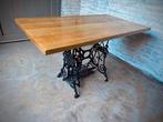 TAFEL GEMAAKT VAN NAAIMACHINE ONDERSTEL, Huis en Inrichting, Tafels | Eettafels, Ophalen, Zo goed als nieuw, Rechthoekig, 50 tot 100 cm