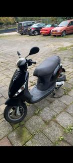 Piaggio zip 70cc, Fietsen en Brommers, Scooters | Piaggio, Ophalen, Zo goed als nieuw, Zip