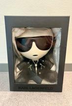Karl Lagerfeld K/Ikonik Collectible Leather Doll, Verzamelen, Poppen, Ophalen of Verzenden, Nieuw, Pop