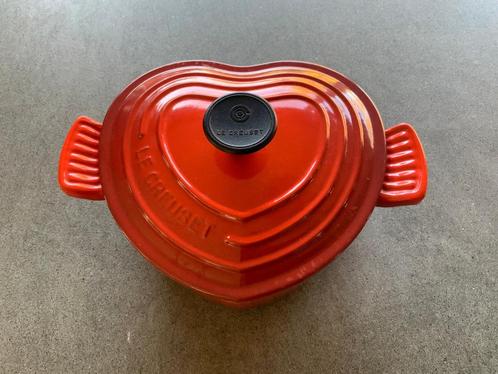 Le Greuset, valentijn, oranjerood, als nieuw, Huis en Inrichting, Keuken | Potten en Pannen, Zo goed als nieuw, Koekenpan of Braadpan