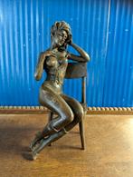 Bronzen  beeld - zittende dame. Erotische. Naakte, Antiek en Kunst, Kunst | Beelden en Houtsnijwerken, Ophalen of Verzenden