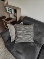 2 sierkussens, Huis en Inrichting, Ophalen, Gebruikt, Overige kleuren, Vierkant