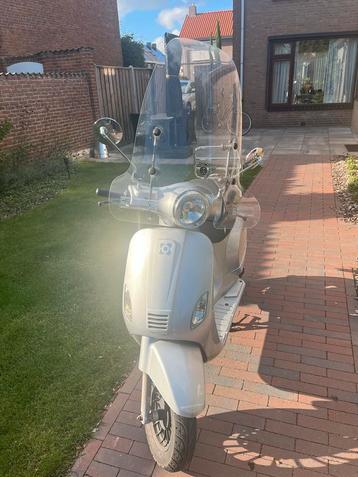 scooter agm vx50 beschikbaar voor biedingen