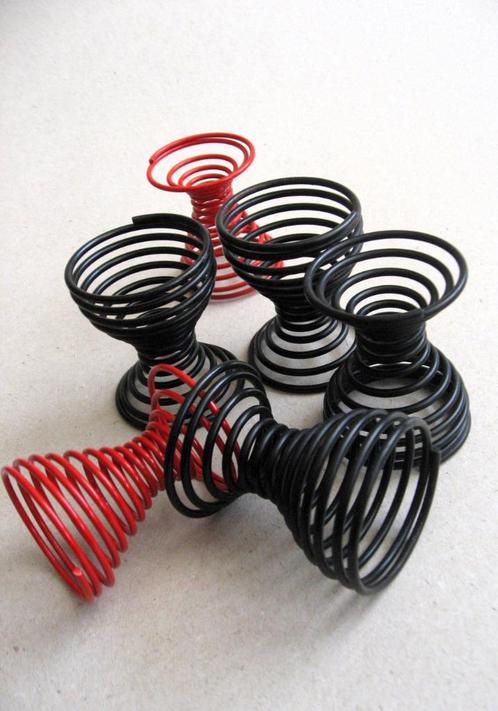 Retro eierdopjes jaren 80, plastic draadstaal, Antiek en Kunst, Antiek | Keukenbenodigdheden, Ophalen of Verzenden