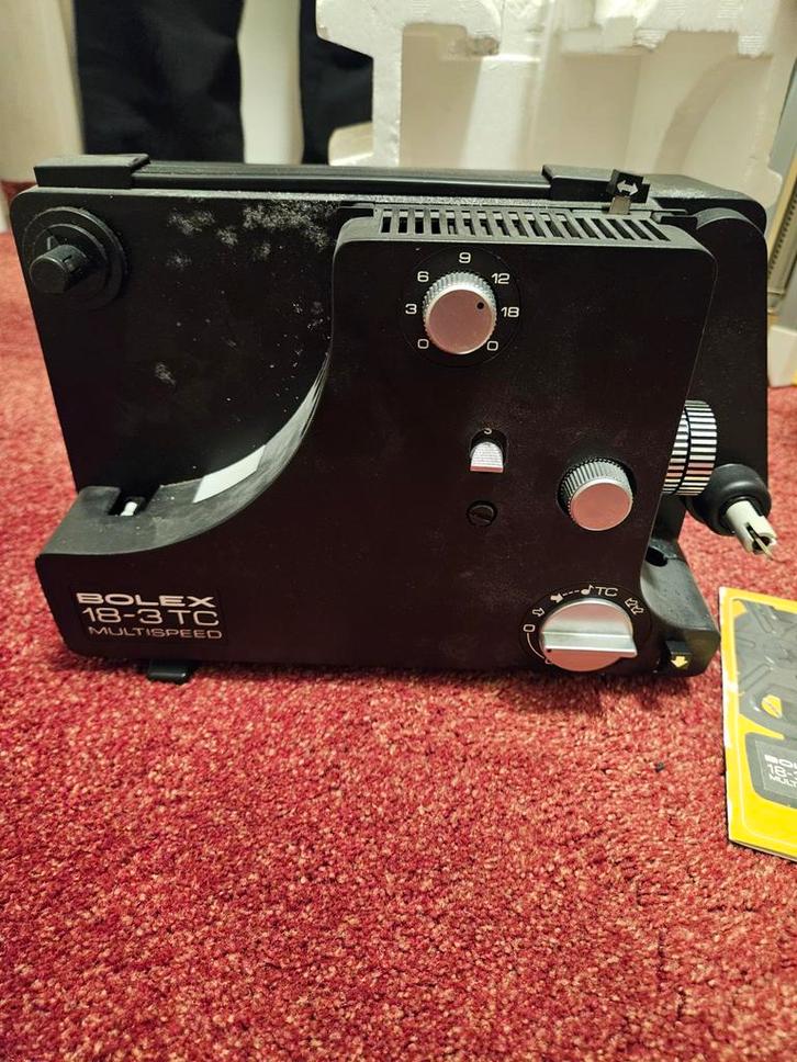 Bolex 8mm Film Set - Projector, Camera & Scherm, Audio, Tv en Foto, Diaprojectors, Niet werkend, Met scherm, Ophalen of Verzenden