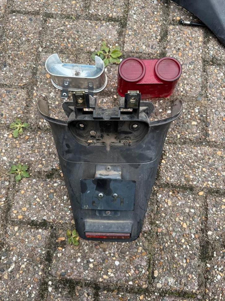 Quartz - Skr 50/70 - 125/172/180 achterspatbord compleet, Motoren, Tuning en Styling, Ophalen of Verzenden