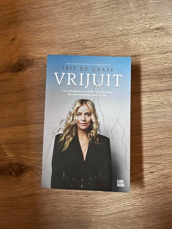 Vrijuit - Iris de Graaf (gelezen), Boeken, Biografieën, Gelezen, Politiek, Ophalen of Verzenden