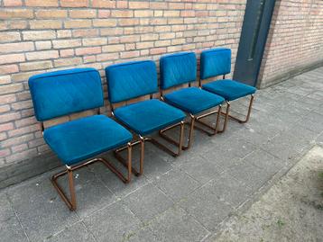 4x Blauw Zuiver Diamond Buisframe Stoelen beschikbaar voor biedingen